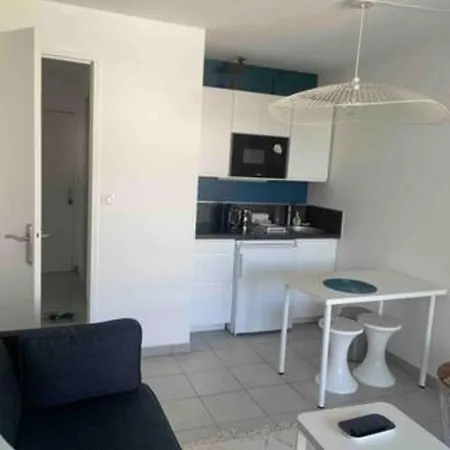 Superb Studio With Sea View