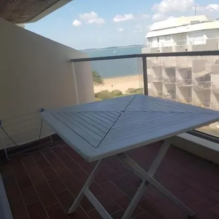 Superb Studio With Sea View